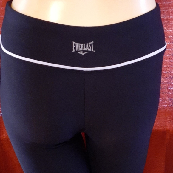 EVERLAST Black Capri Legging size Small - Picture 4 of 9
